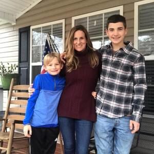 Meet your Posher, Stephanie